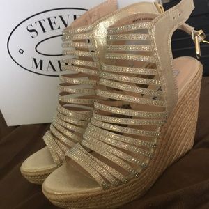 NWT Steve Madden “Garrden” size 8